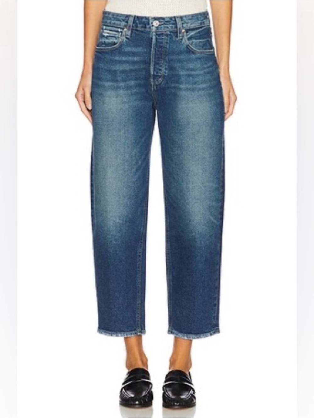 New Paige Barrel Leg Jeans
Alexis Lovejoy NWT size 31